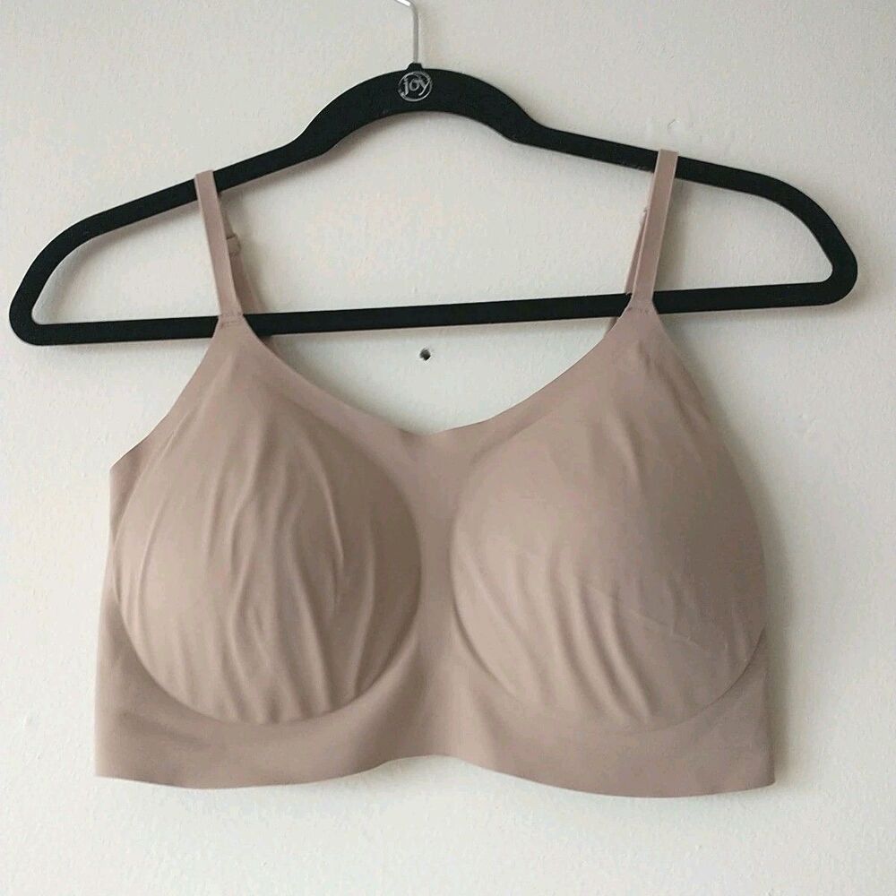Join-EBY Seamless Bralette Bra L Beige Nude Pull On Wireless Removable Pads